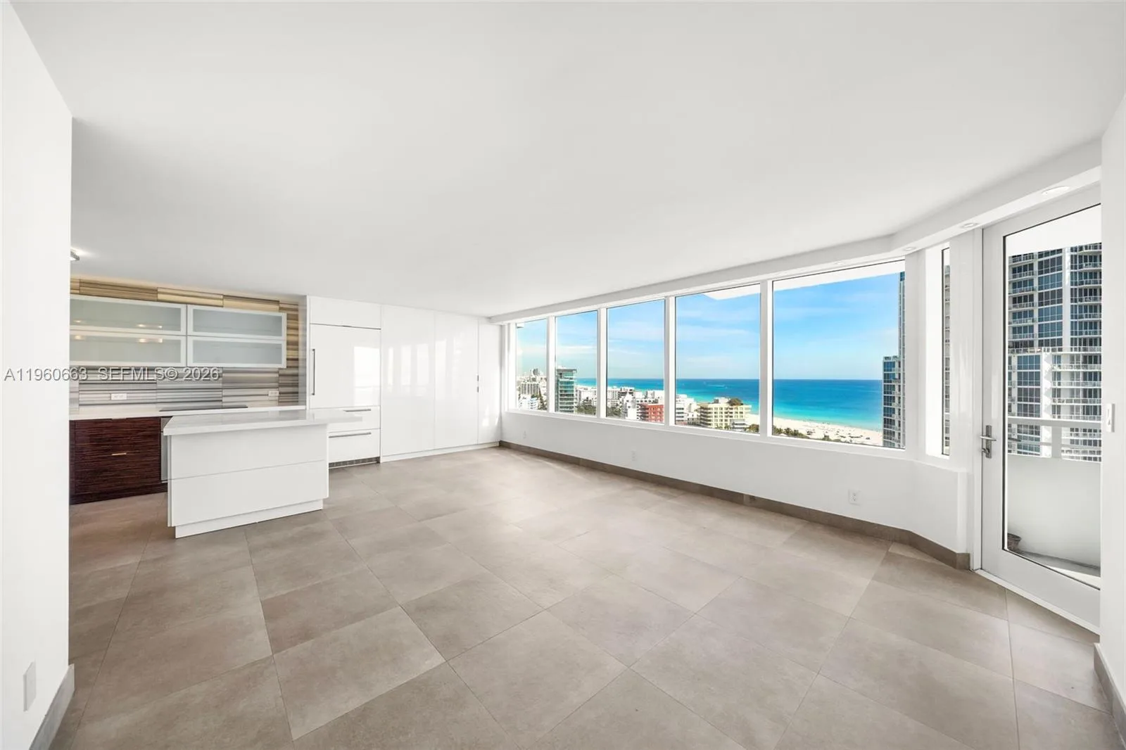 400 S Pointe Dr # 2006, Miami Beach, FL 33139 photo 4