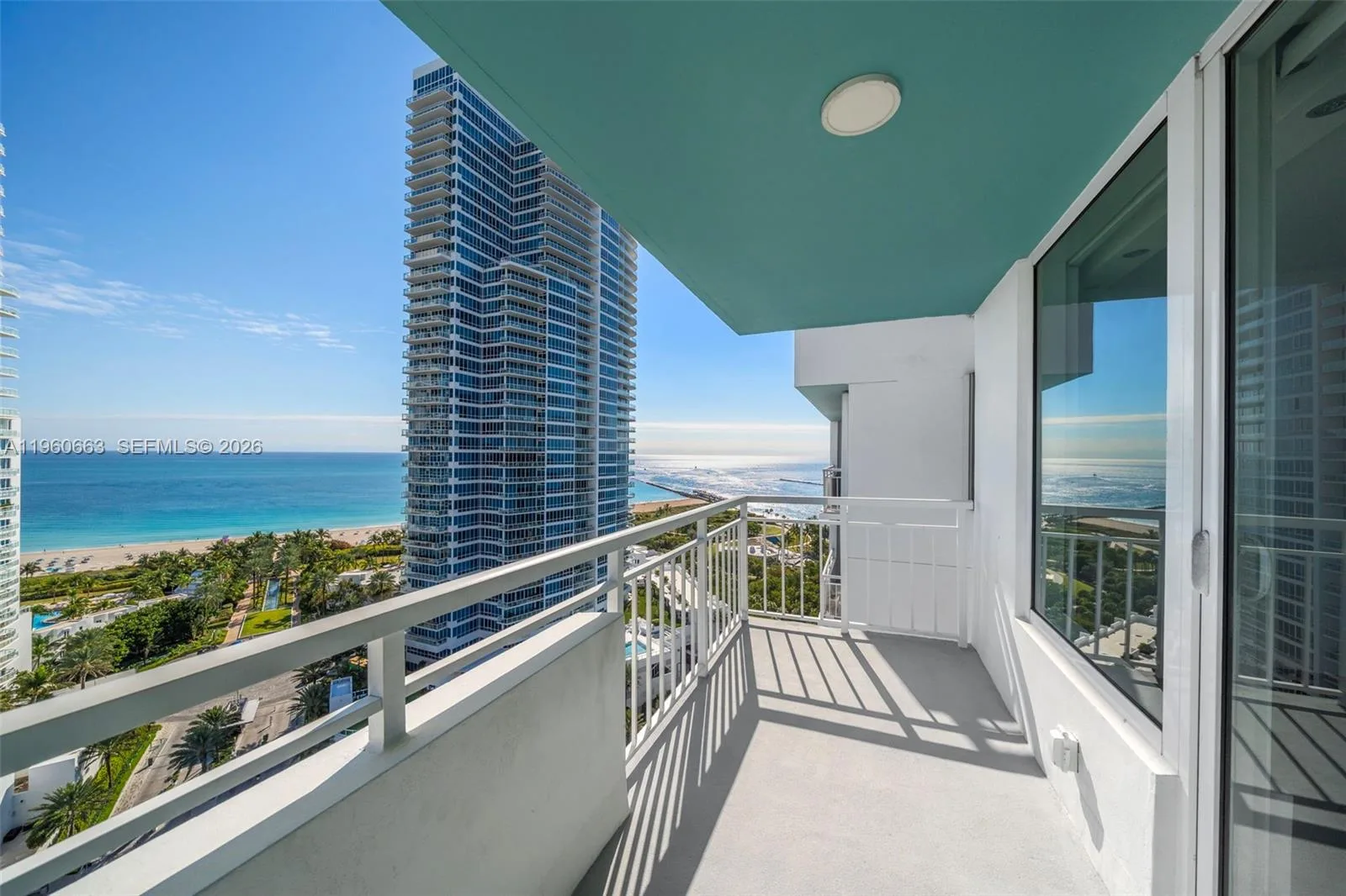 400 S Pointe Dr # 2006, Miami Beach, FL 33139 photo 7