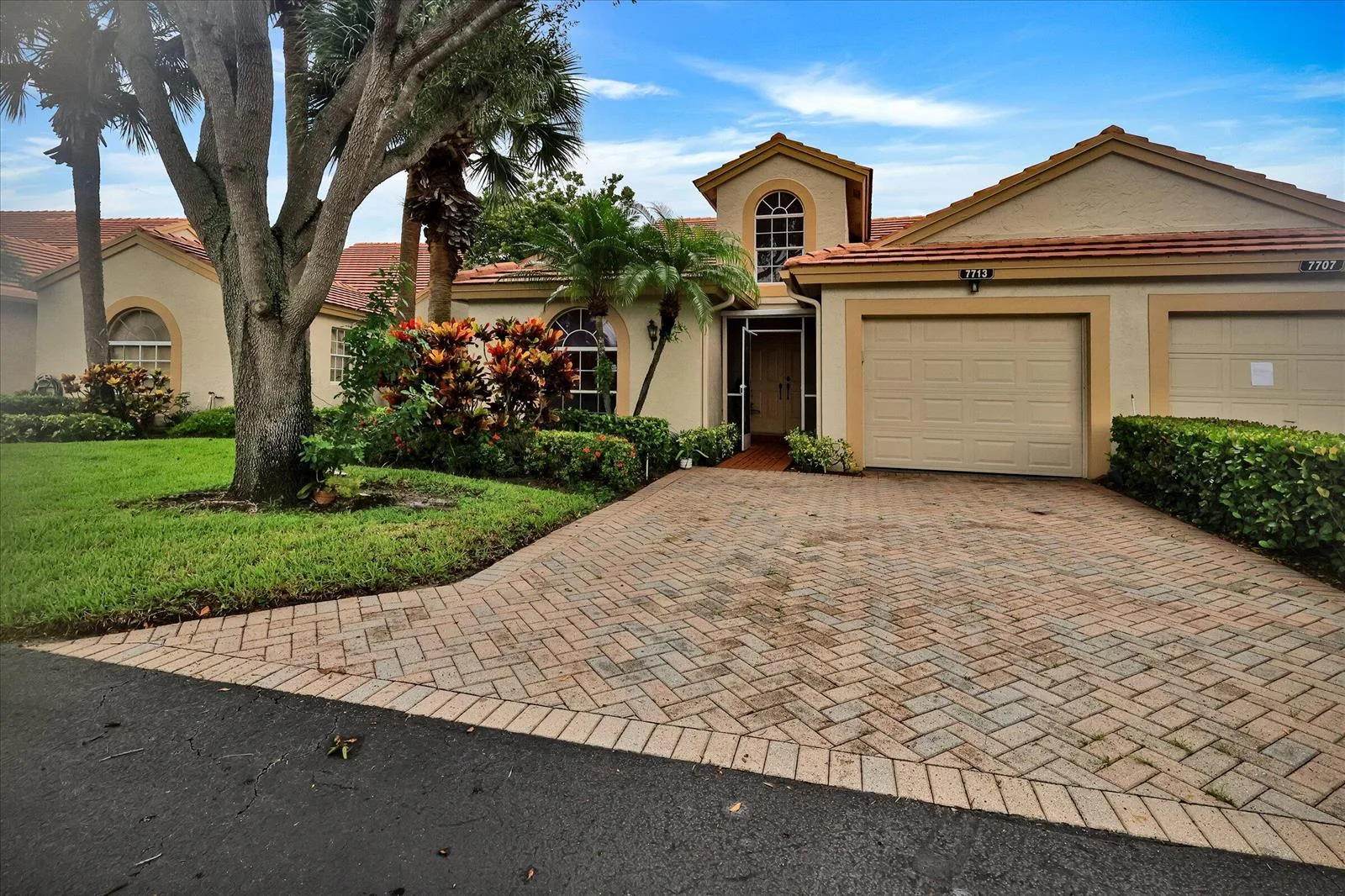 7713 SILVER LAKE Drive, Delray Beach, FL 33446