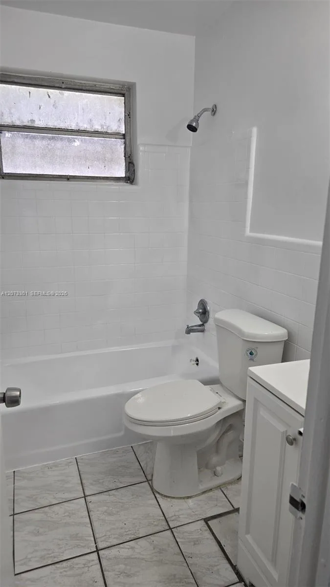 1345 NW 28th St # 1, Miami, FL 33142 photo 6