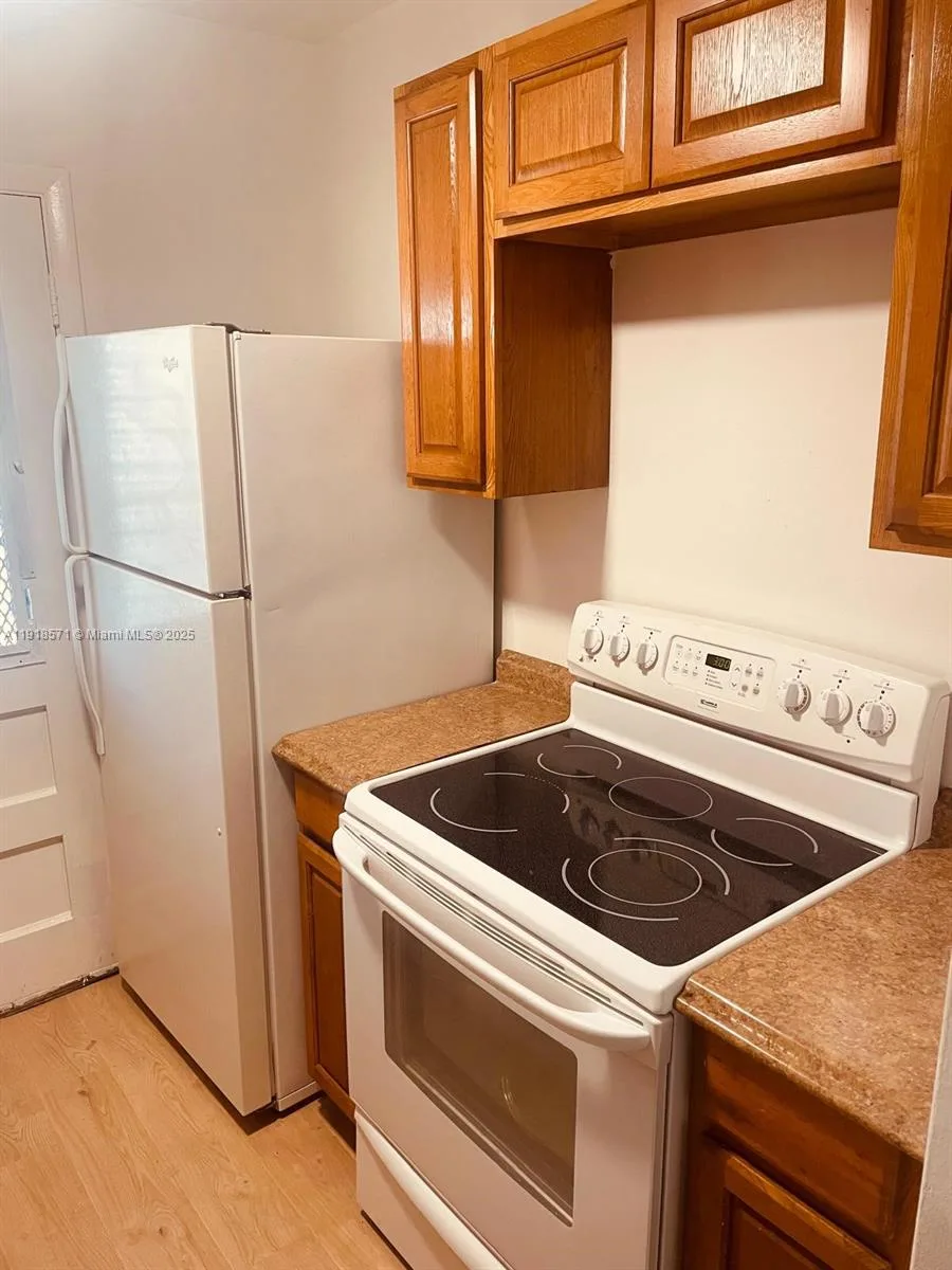 1355 NE 167th St # 209, Miami, FL 33162 photo 8