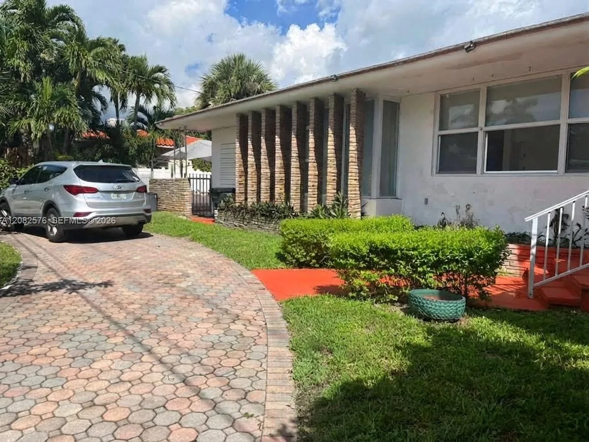 501 90th St # 1, Surfside, FL 33154