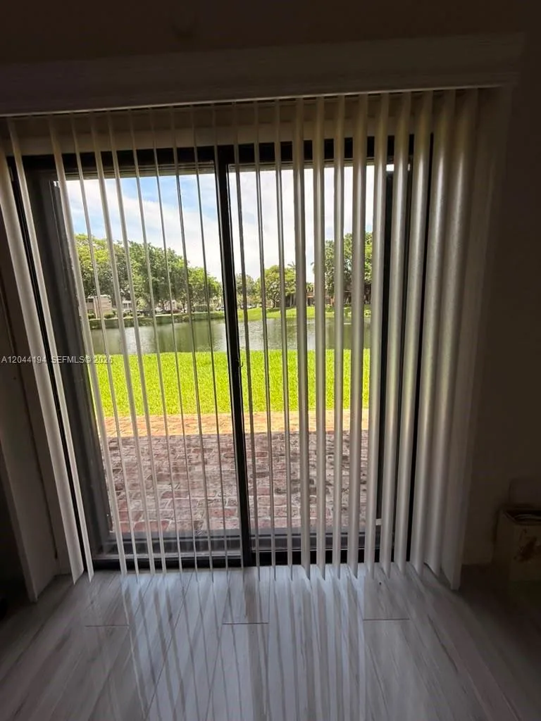 4182 S Pine Island Rd, Davie, FL 33328 photo 7