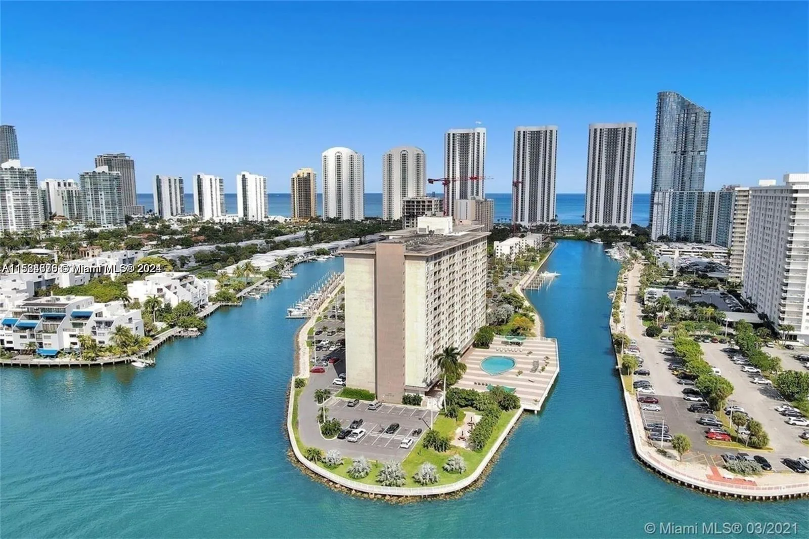 400 Kings Point Dr # 1219, Sunny Isles Beach, FL 33160 photo 5