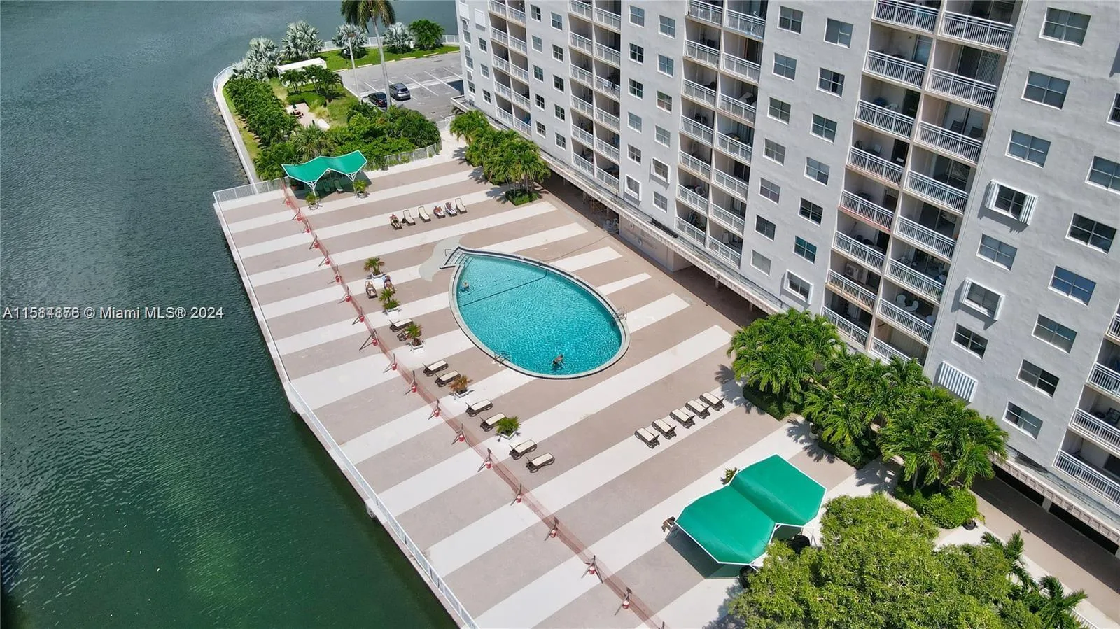 400 Kings Point Dr # 1219, Sunny Isles Beach, FL 33160 photo 6