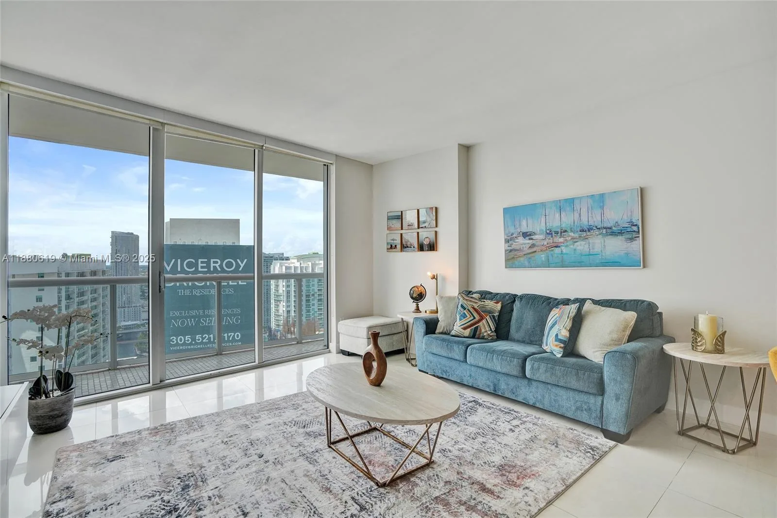 485 Brickell Ave # 4207, Miami, FL 33131 photo 4