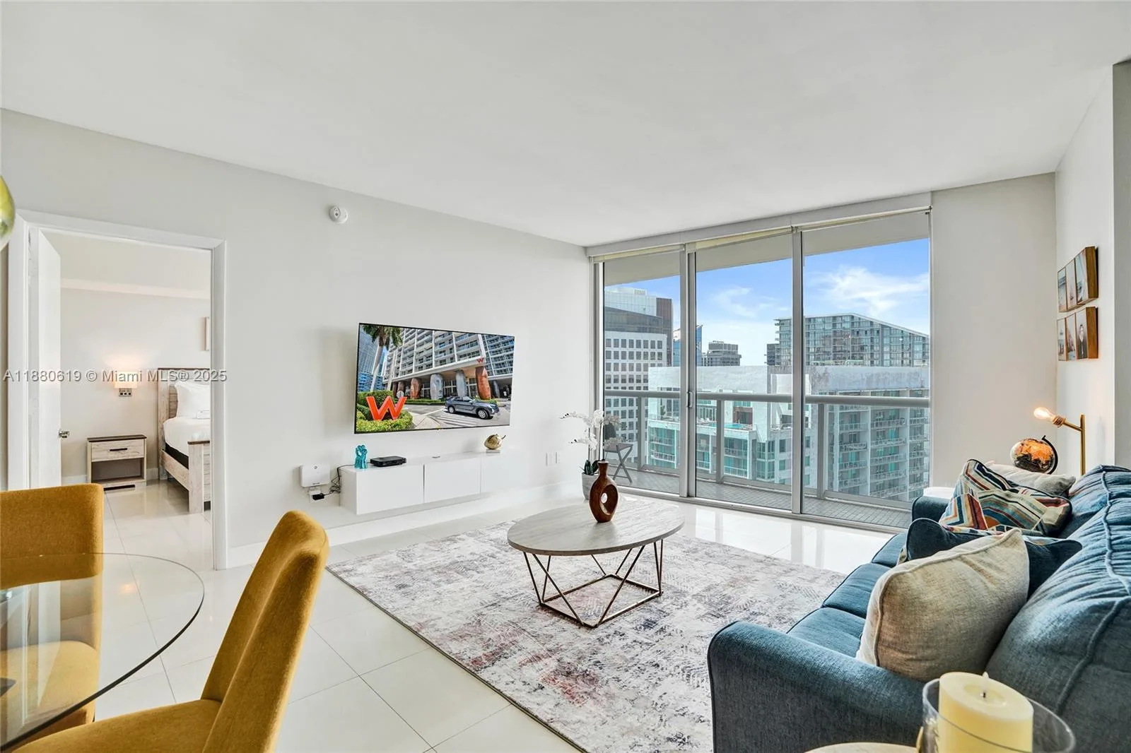 485 Brickell Ave # 4207, Miami, FL 33131 photo 7