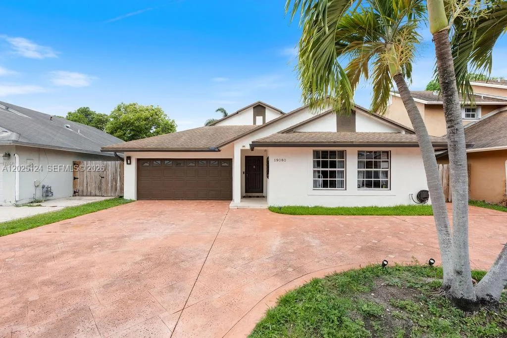 19080 NW 77th Ct, Hialeah, FL 33015