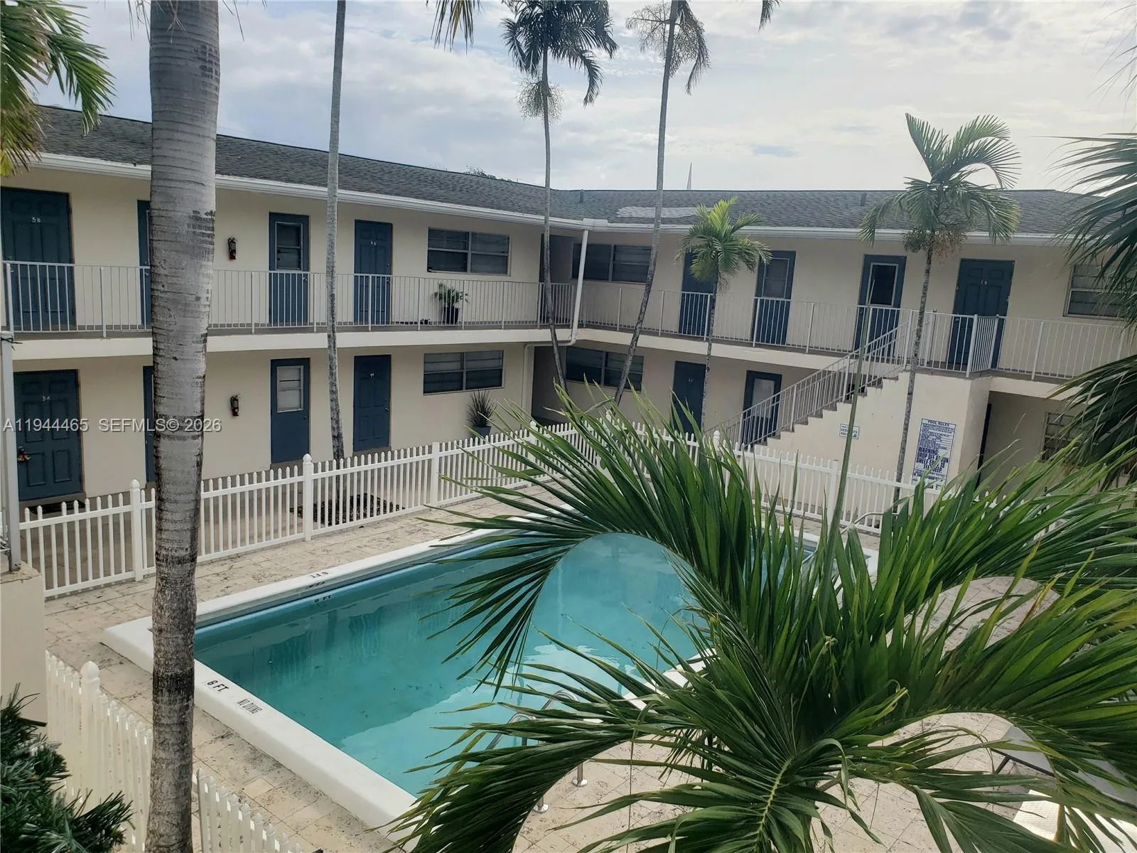 190 SE 12th Ave # 8B, Pompano Beach, FL 33060