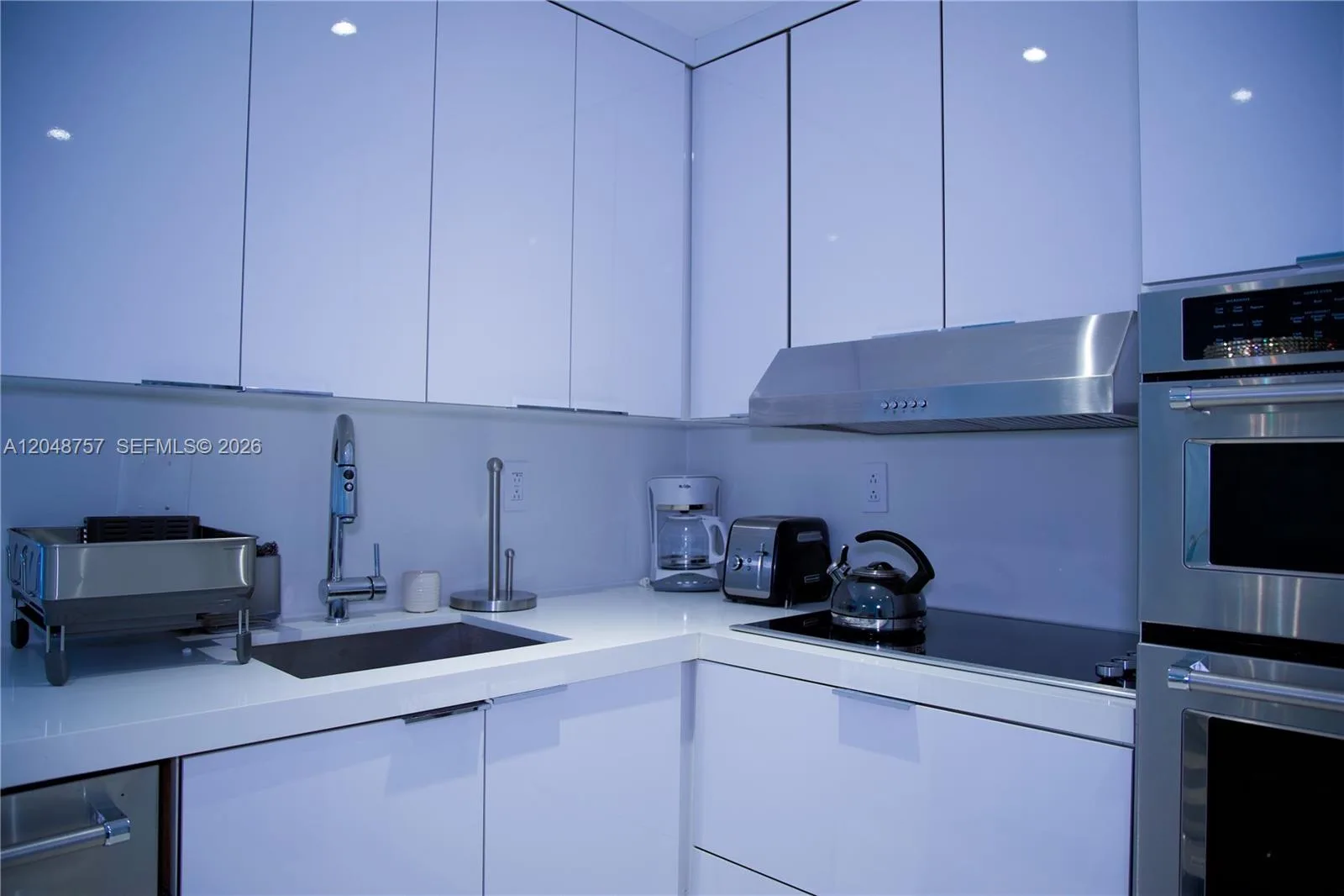 5601 Collins Ave # 1614, Miami Beach, FL 33140 photo 6