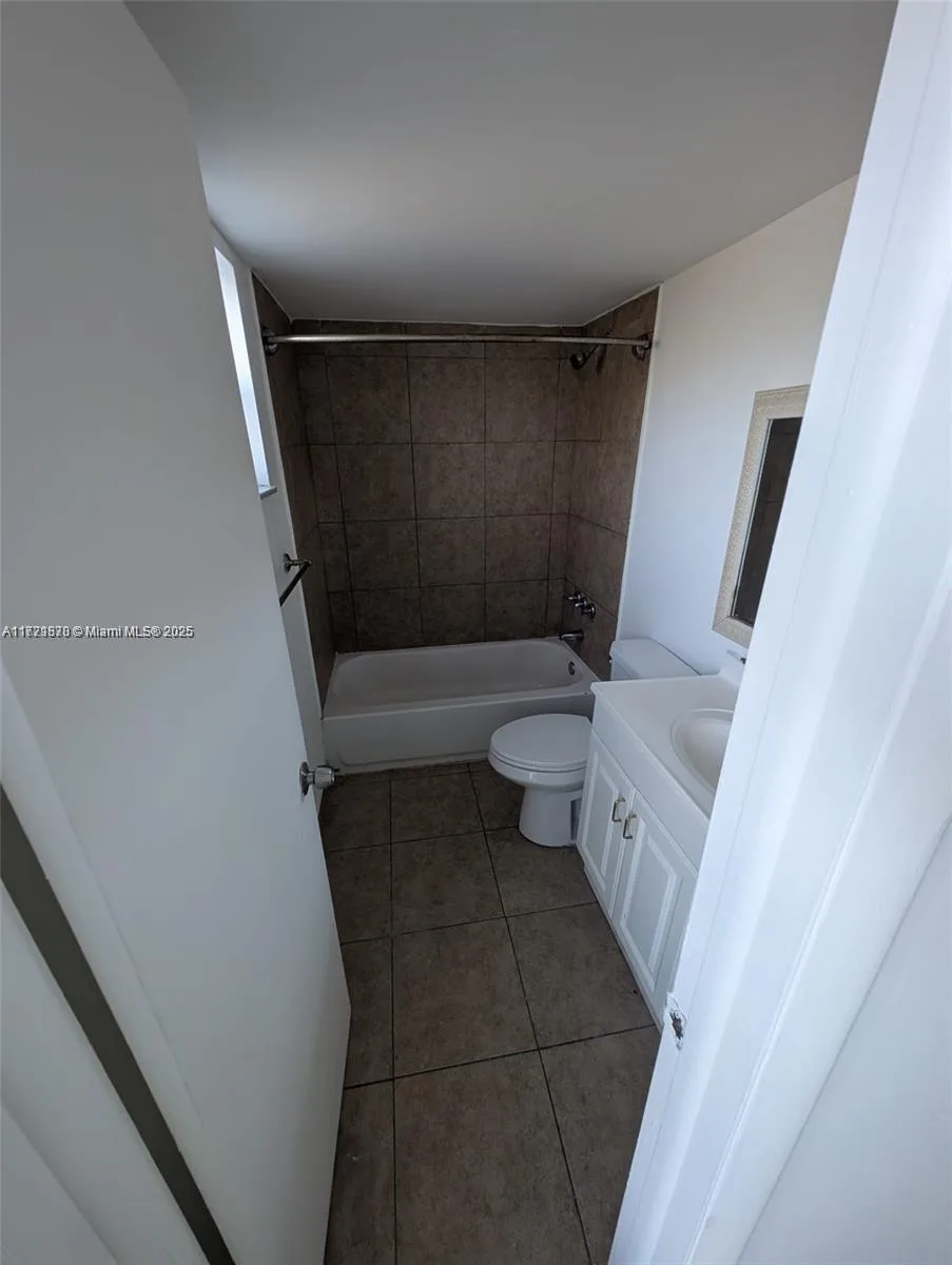 2800 NW 56th Ave # B202, Lauderhill, FL 33313 photo 10