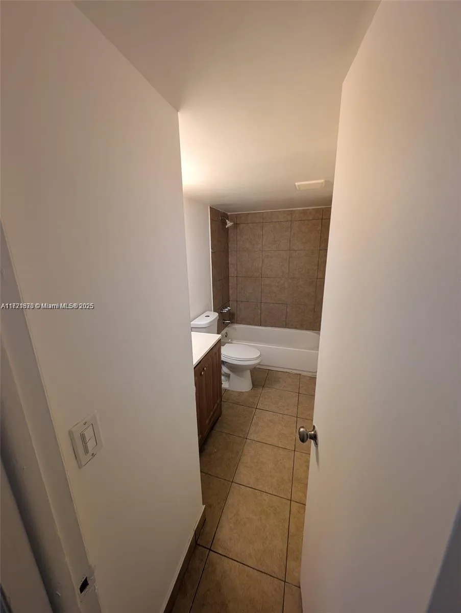 2800 NW 56th Ave # B202, Lauderhill, FL 33313 photo 6
