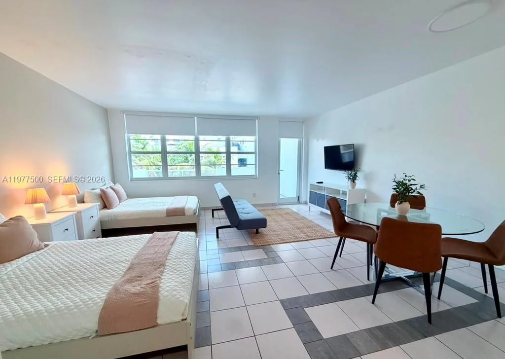 100 Lincoln Rd # 304, Miami Beach, FL 33139 photo 2