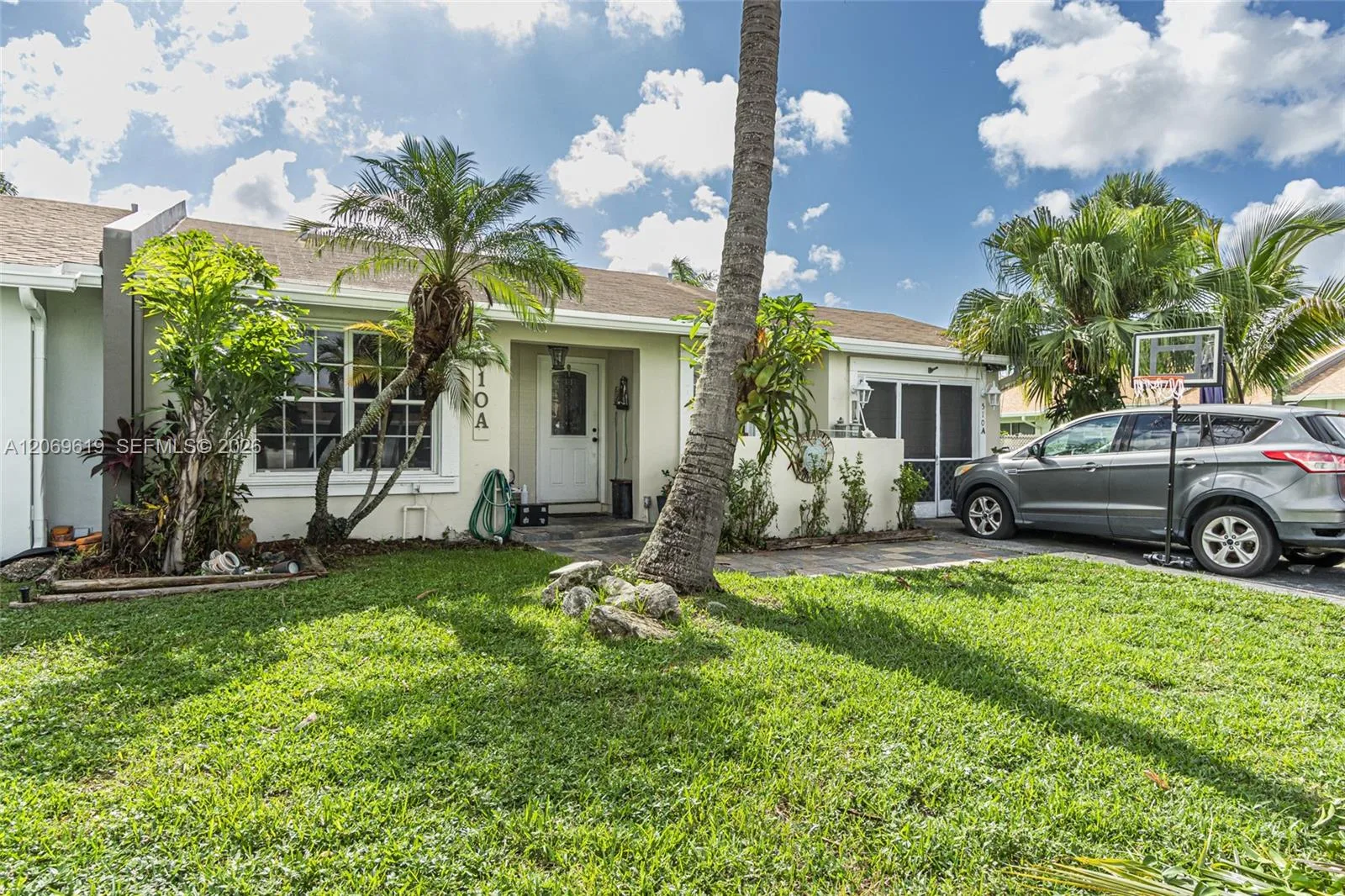 5510 S Lakewood Cir S # A, Margate, FL 33063