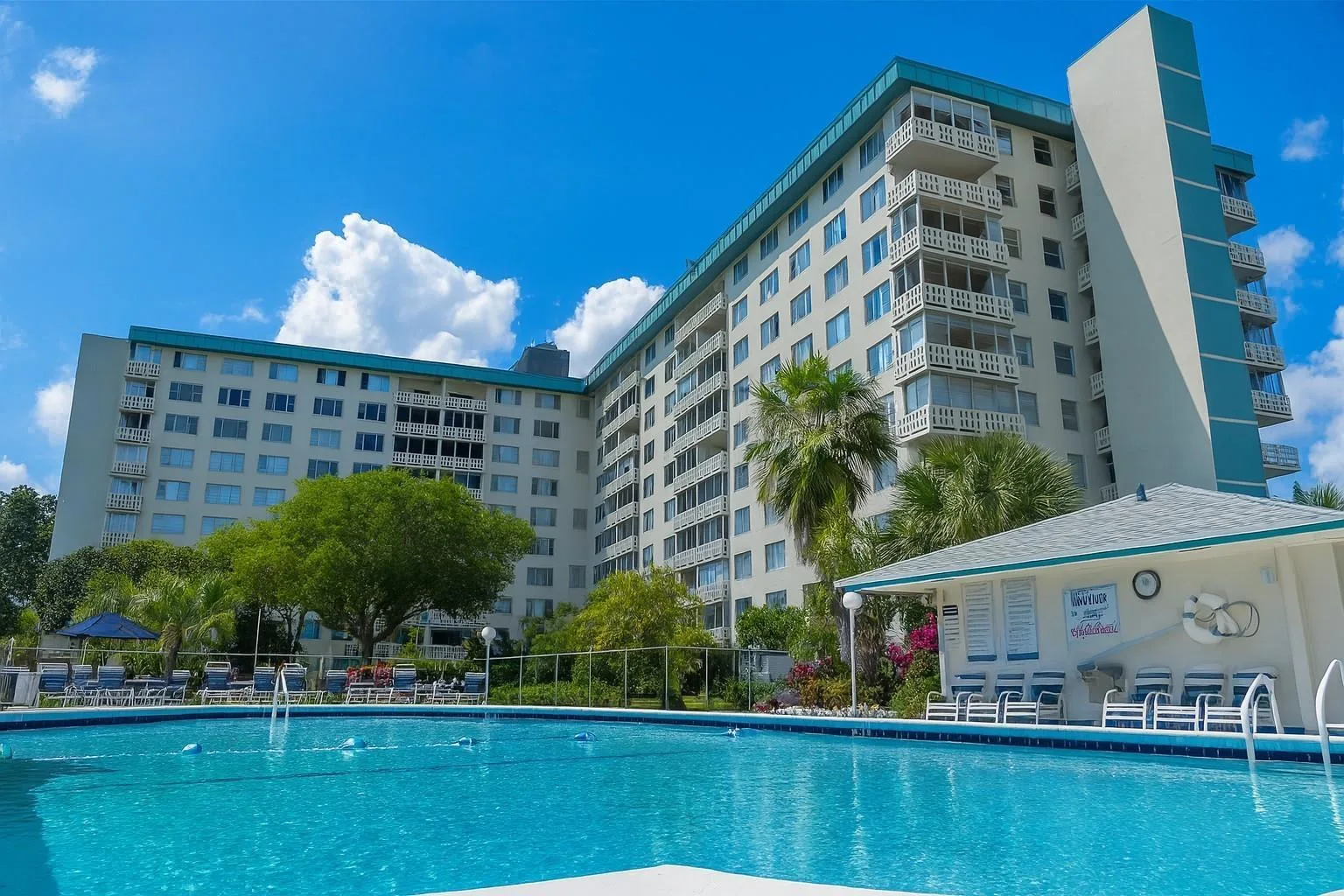 4330 Hillcrest Drive # 420, Hollywood, FL 33021