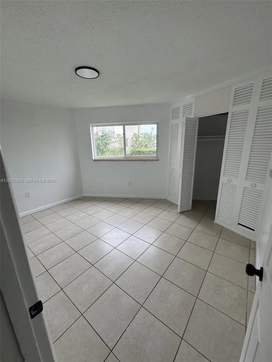 1643 NE Miami Gardens Dr # 121, Miami, FL 33179 photo 7