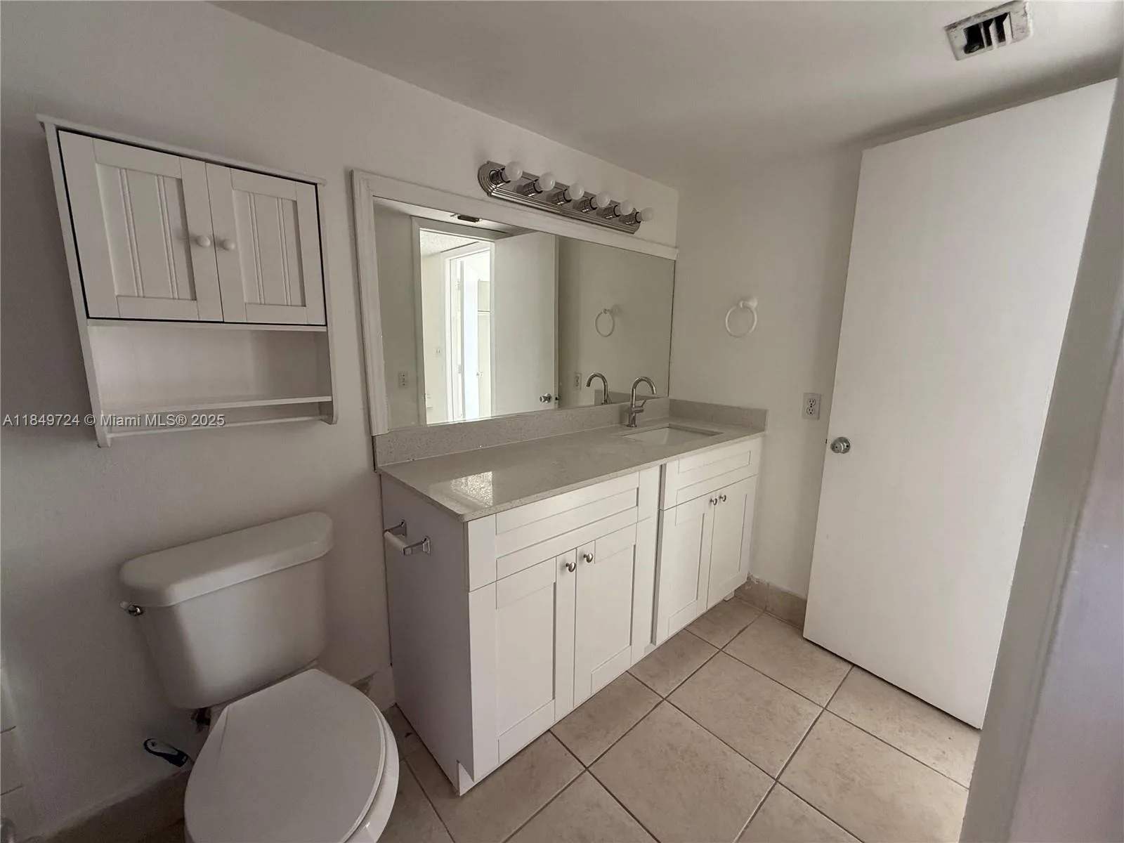 10900 SW 104th St # 323, Miami, FL 33176 photo 7