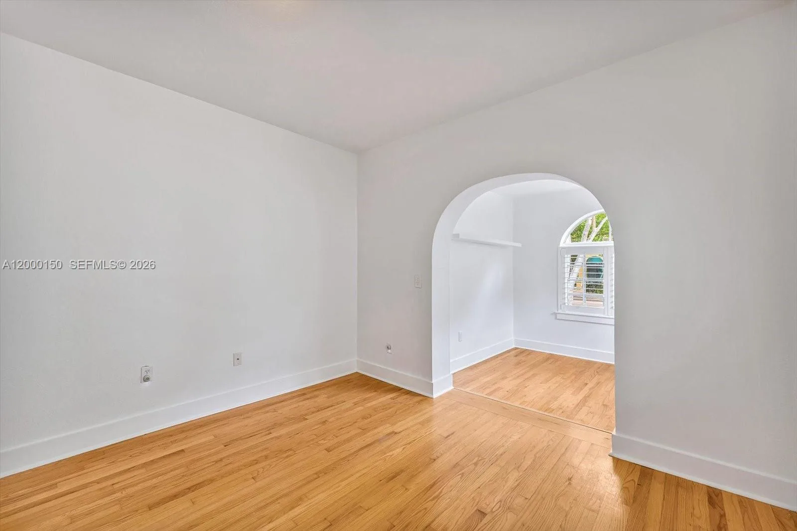 1102 Genoa St, Coral Gables, FL 33134 photo 9