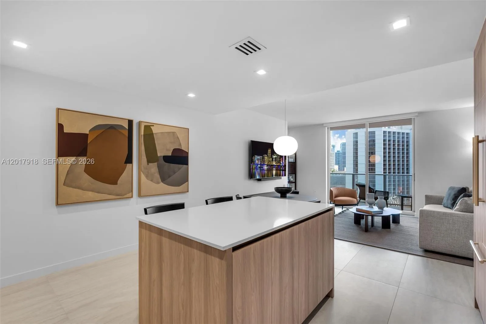 77 SE 5 # 1601, Miami, FL 33131 photo 8