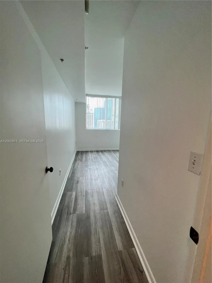 244 Biscayne Blvd # 2609, Miami, FL 33132 photo 10