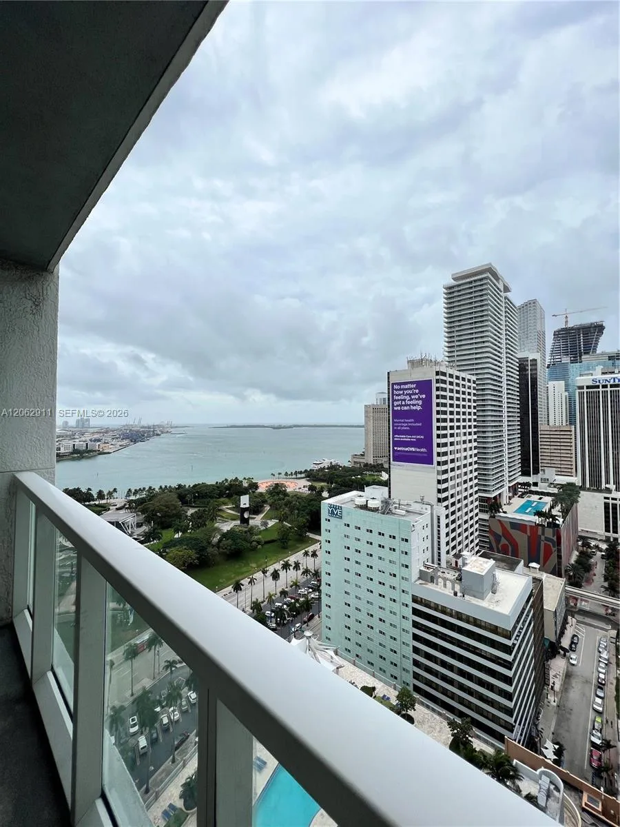 244 Biscayne Blvd # 2609, Miami, FL 33132 photo 9