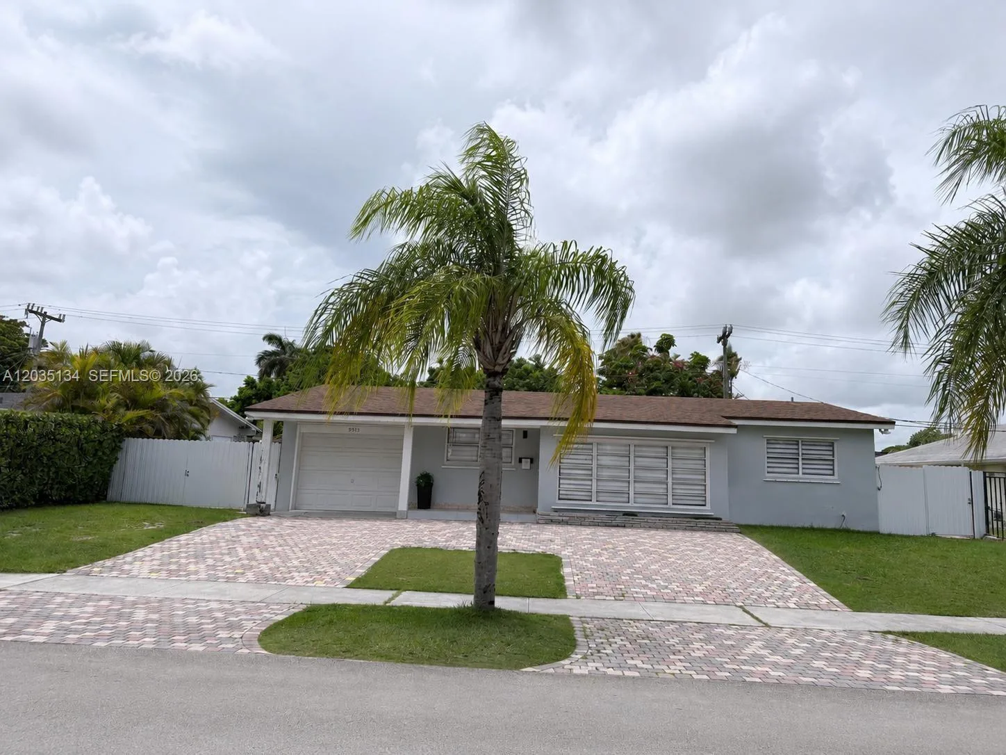 9515 Dominican Dr, Cutler Bay, FL 33189