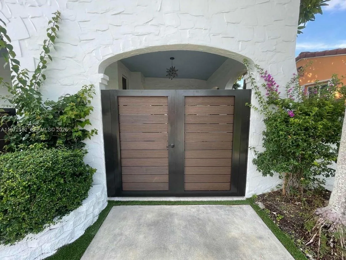 5648 SW 5th Ter, Miami, FL 33134 photo 3