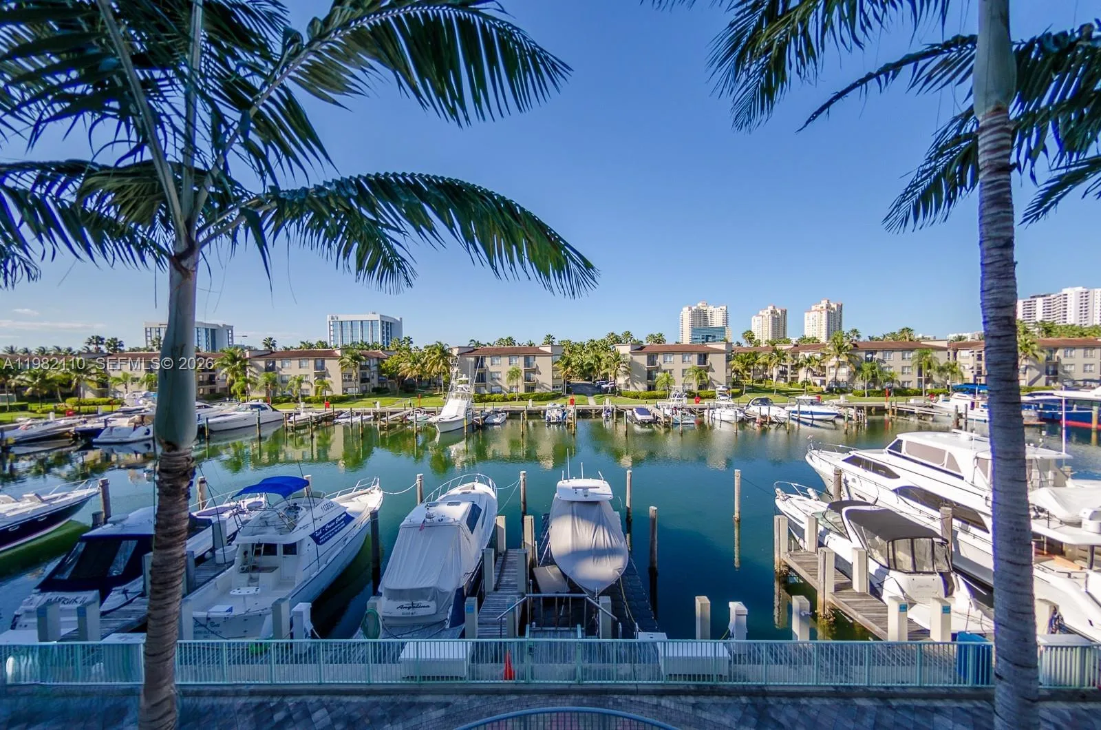 3029 NE 188th St # 907, Aventura, FL 33180