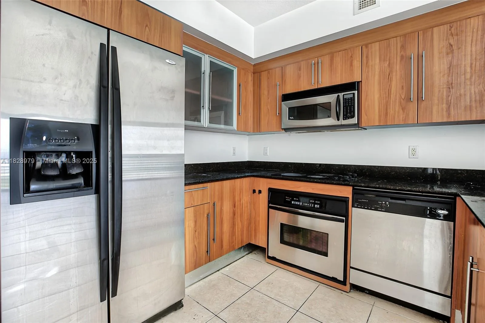 335 S Biscayne Blvd # 1700, Miami, FL 33131 photo 9