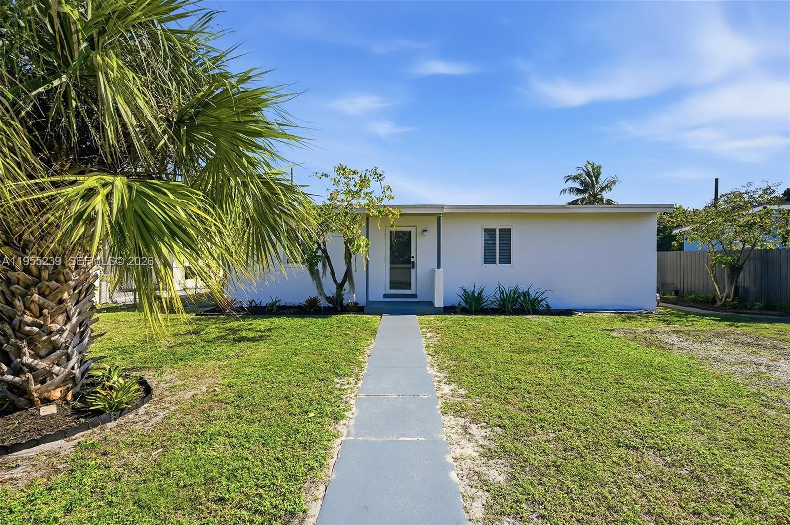 1308 NW 13th Ct, Fort Lauderdale, FL 33311 — zdjęcie 2