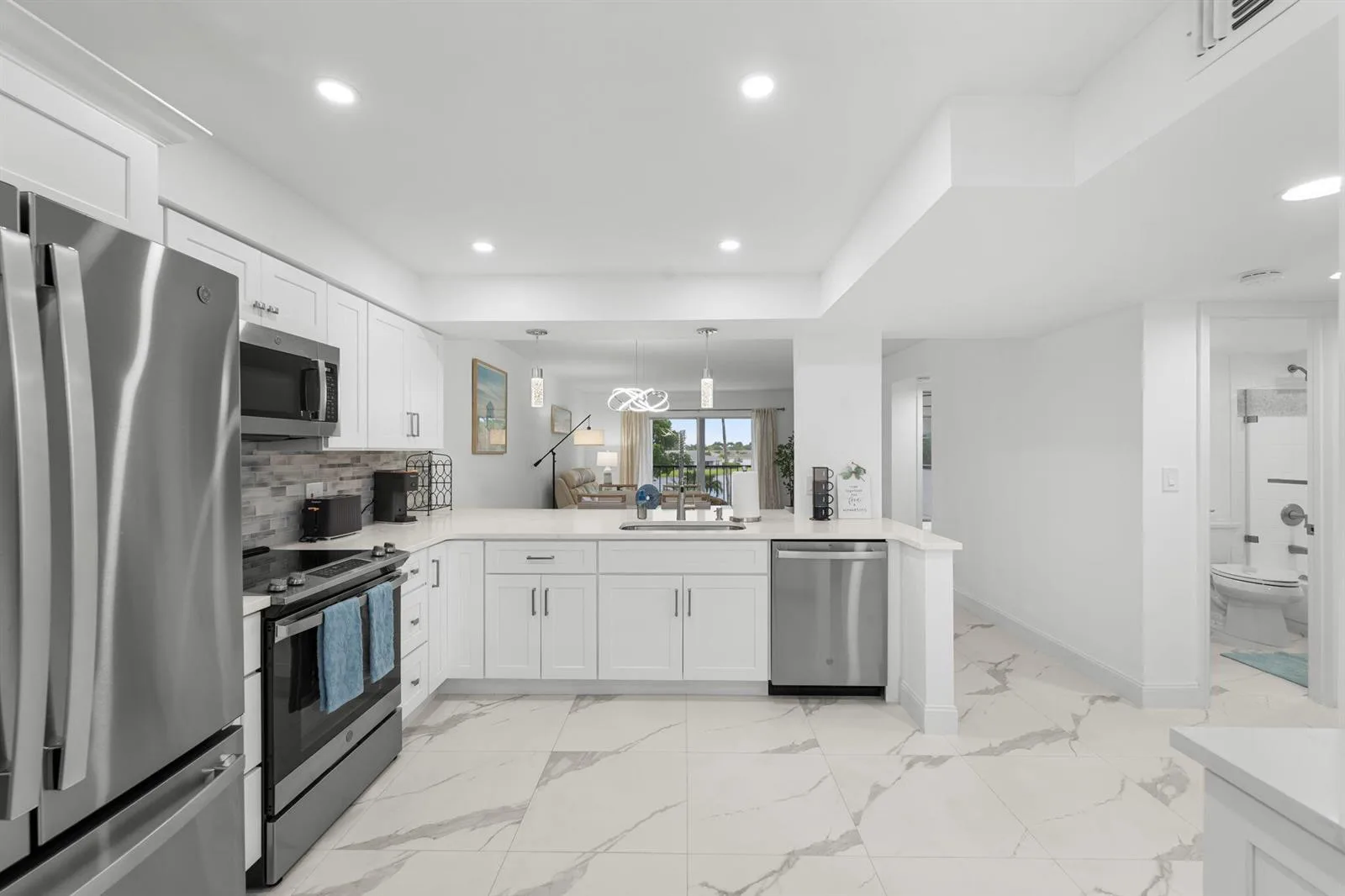 6936 Huntington Lane # 302, Delray Beach, FL 33446