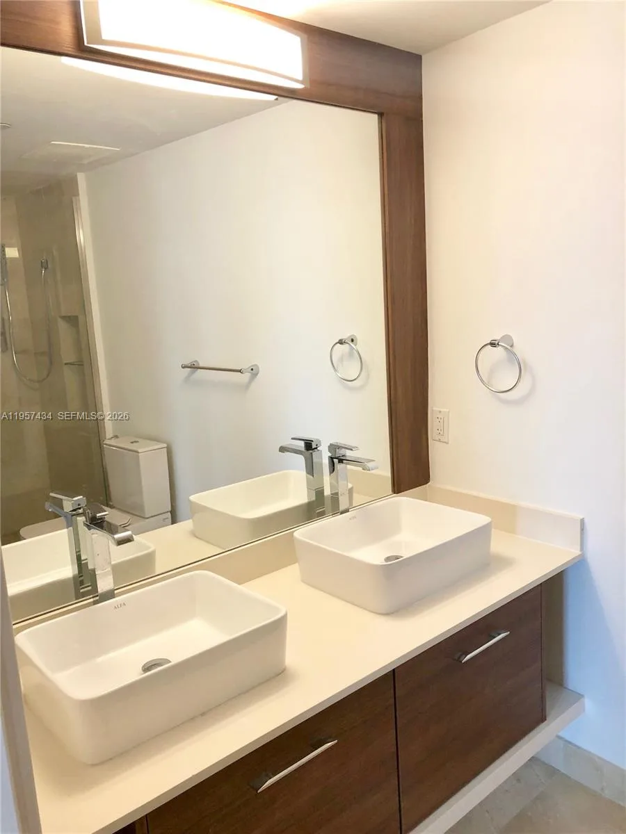 601 NE 27TH ST # 801, Miami, FL 33137 photo 11