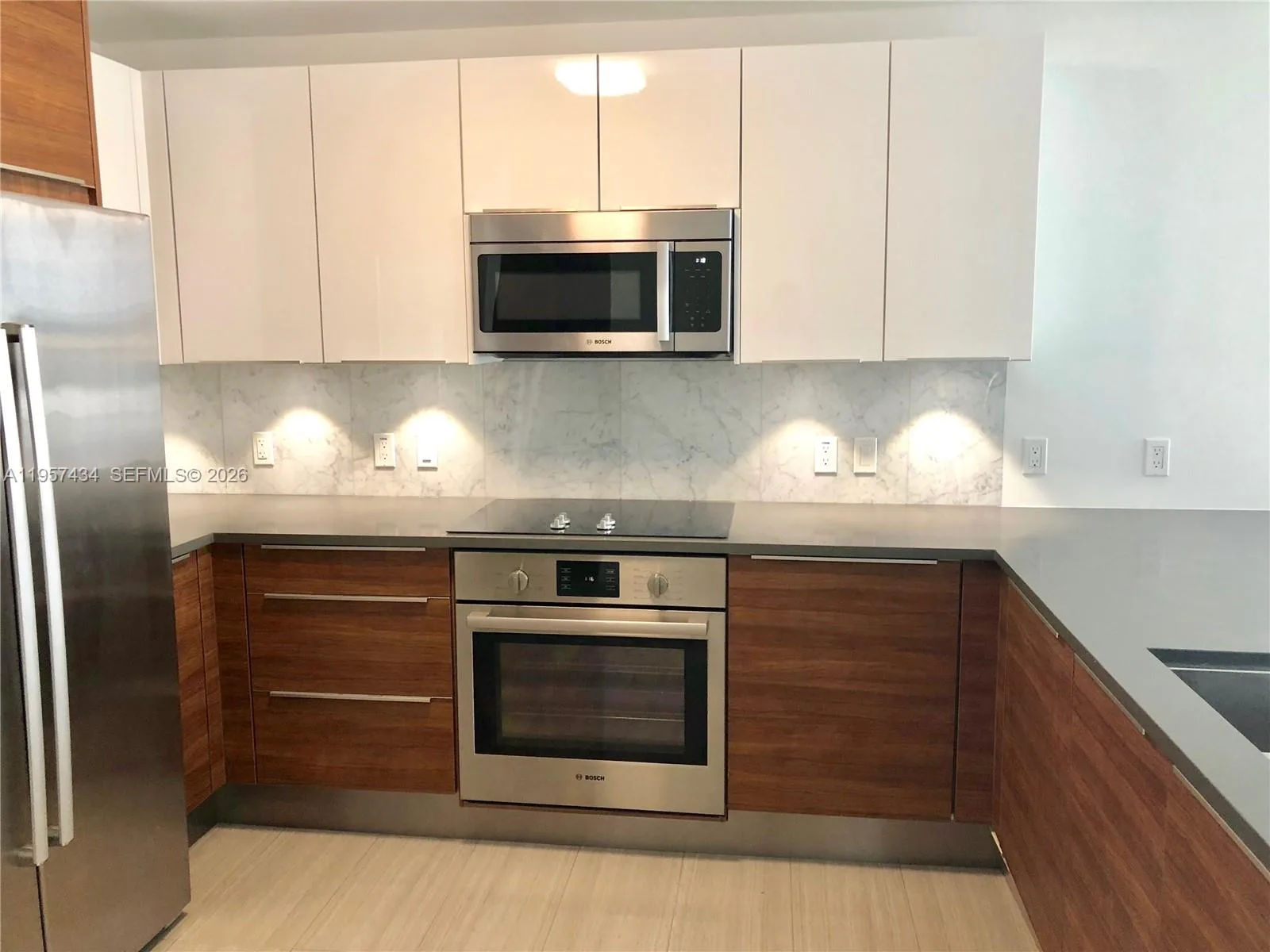 601 NE 27TH ST # 801, Miami, FL 33137 photo 4