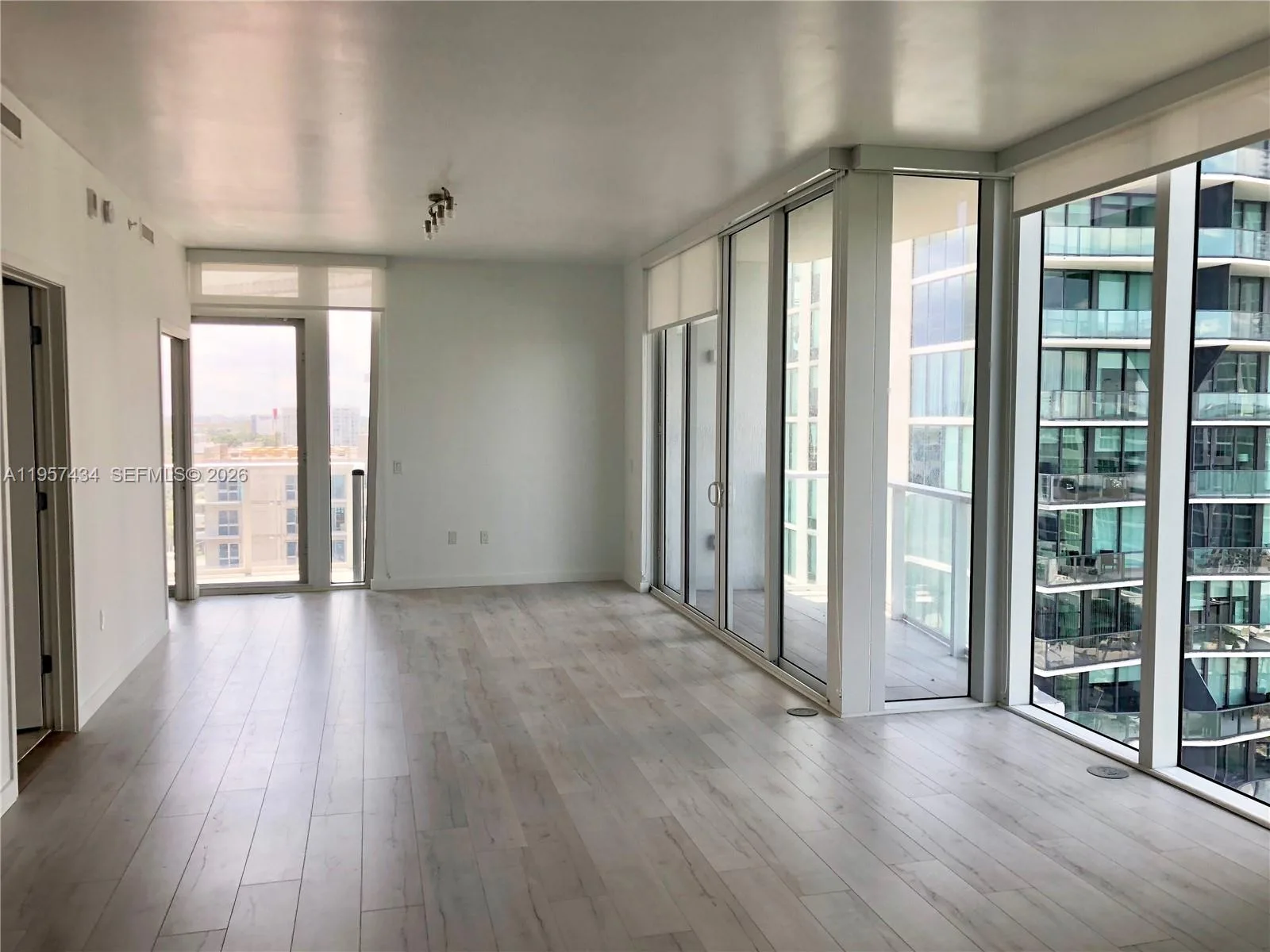 601 NE 27TH ST # 801, Miami, FL 33137 photo 6