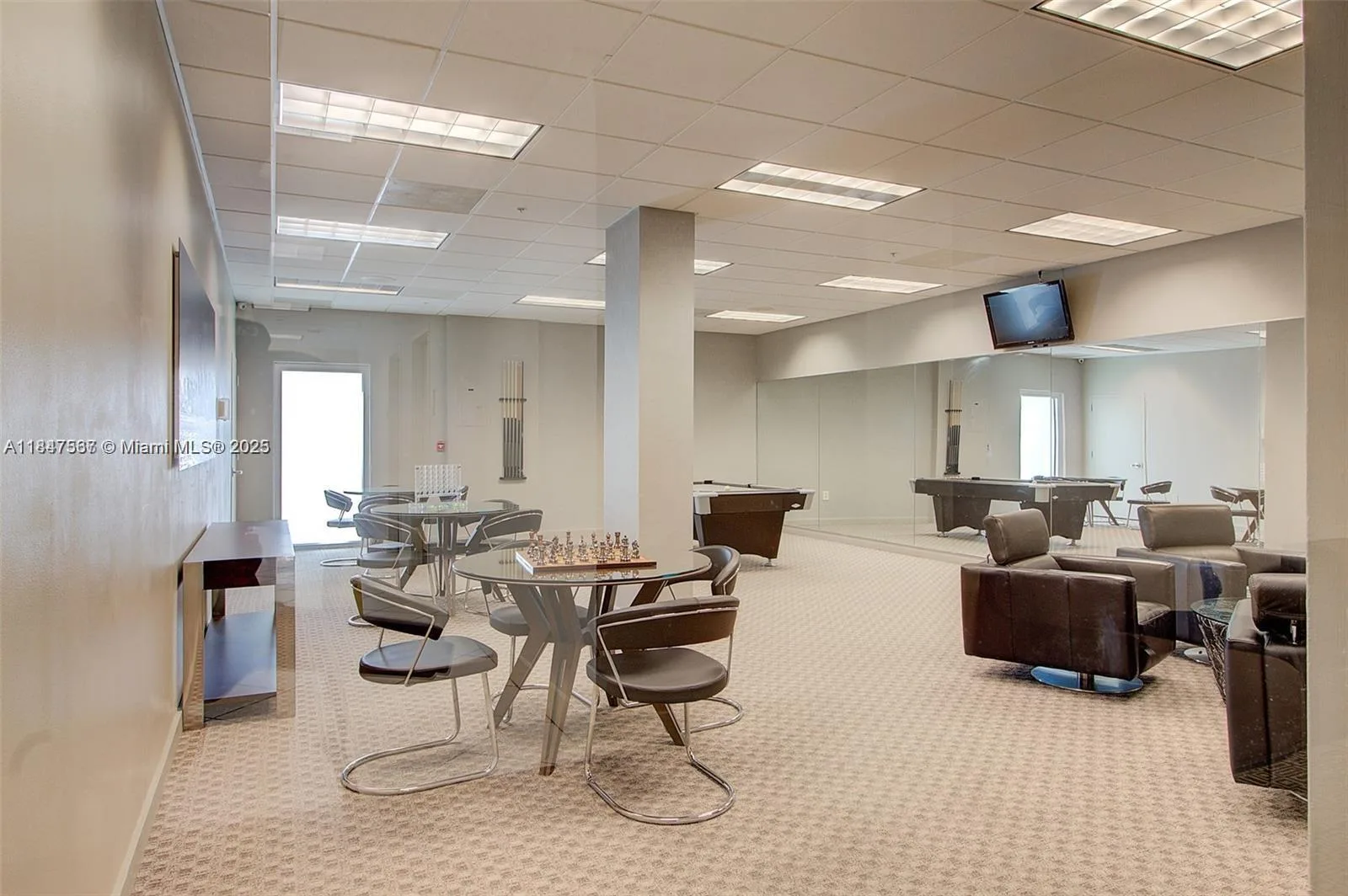 19380 Collins Ave # 802, Sunny Isles Beach, FL 33160 photo 4