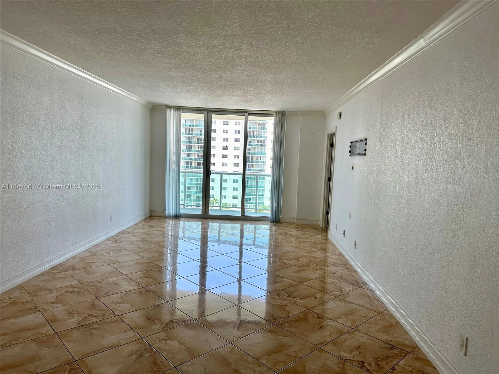 19380 Collins Ave # 802, Sunny Isles Beach, FL 33160 photo 7