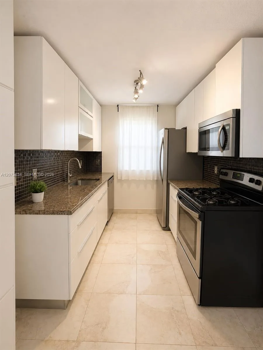 421 NE 1st St # 217, Hallandale Beach, FL 33009 — zdjęcie 5