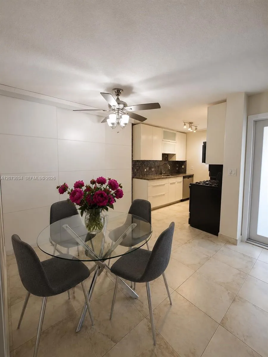 421 NE 1st St # 217, Hallandale Beach, FL 33009 photo 6