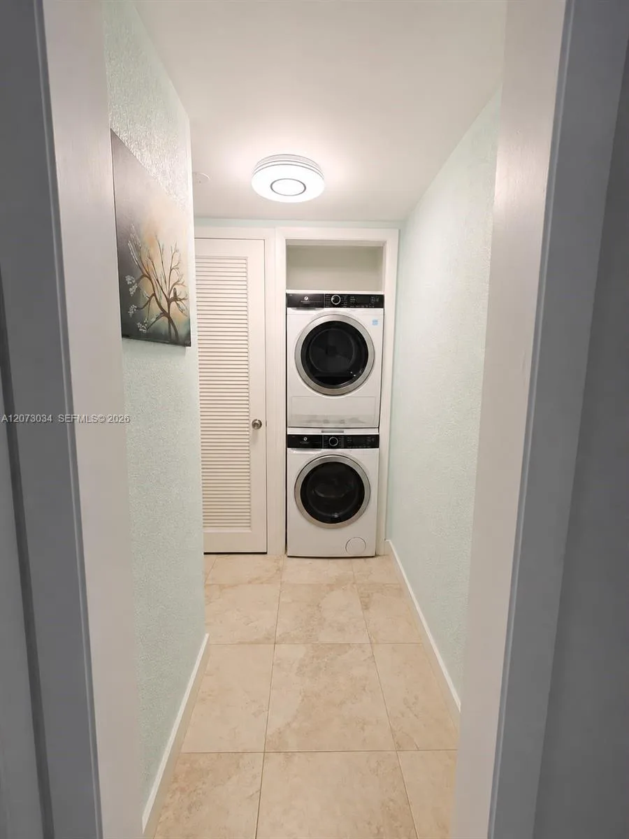 421 NE 1st St # 217, Hallandale Beach, FL 33009 photo 7