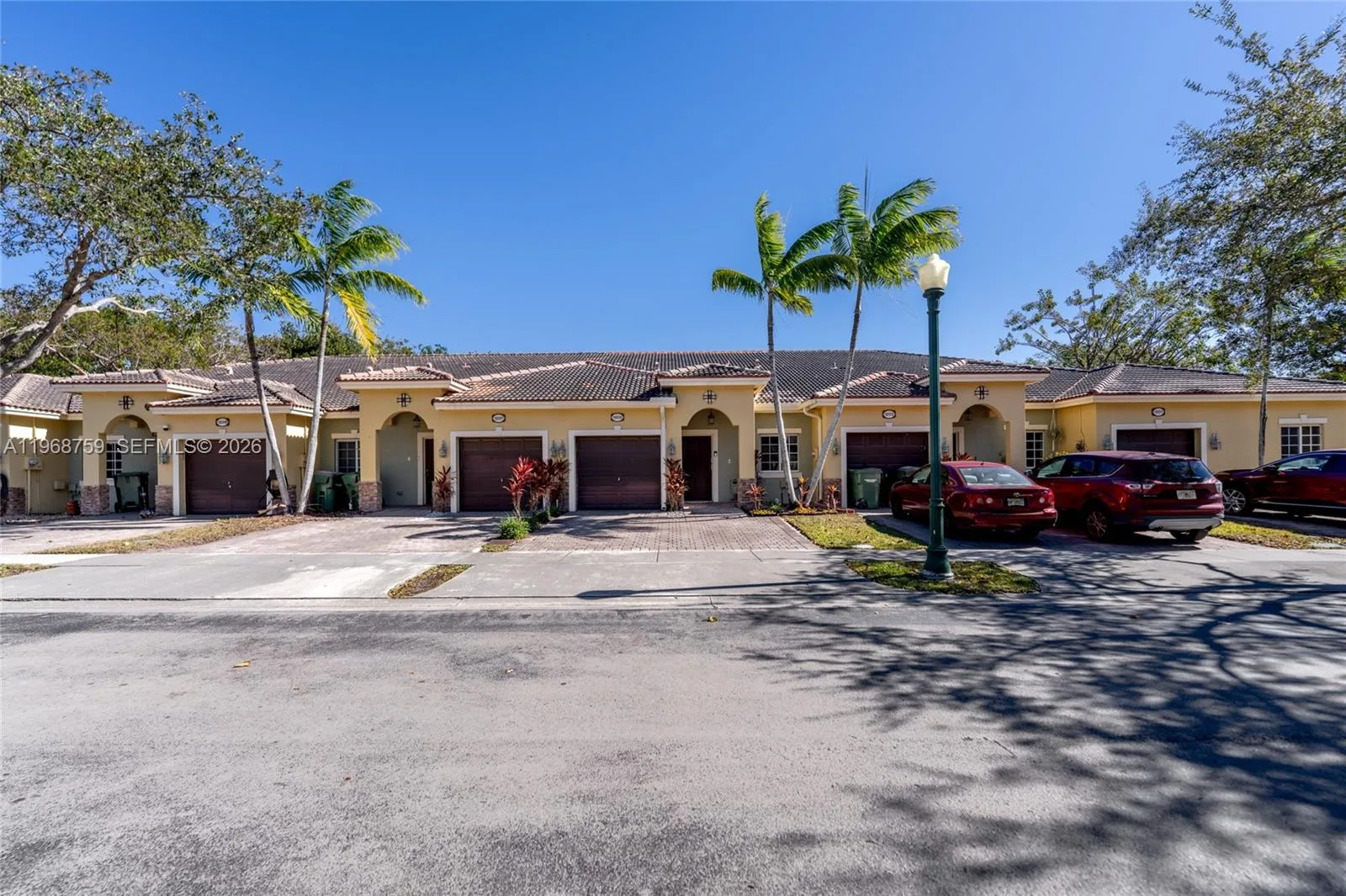 1205 NE 32nd Ter, Homestead, FL 33033 photo 2