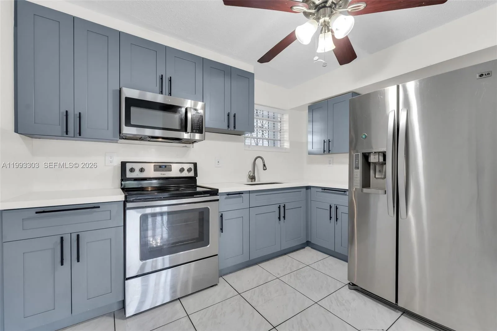 1800 SW 25th St # 2305, Miami, FL 33133