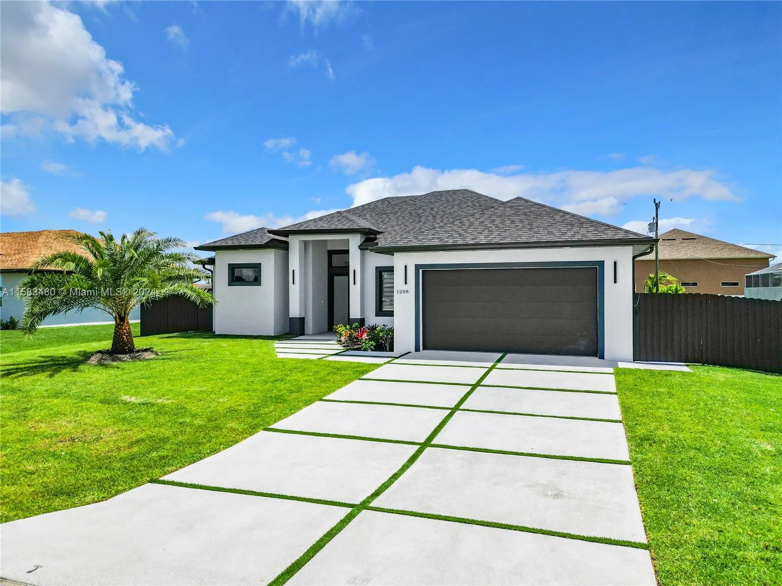1208 NE 9th TER, Cape Coral, FL 33909 photo 3