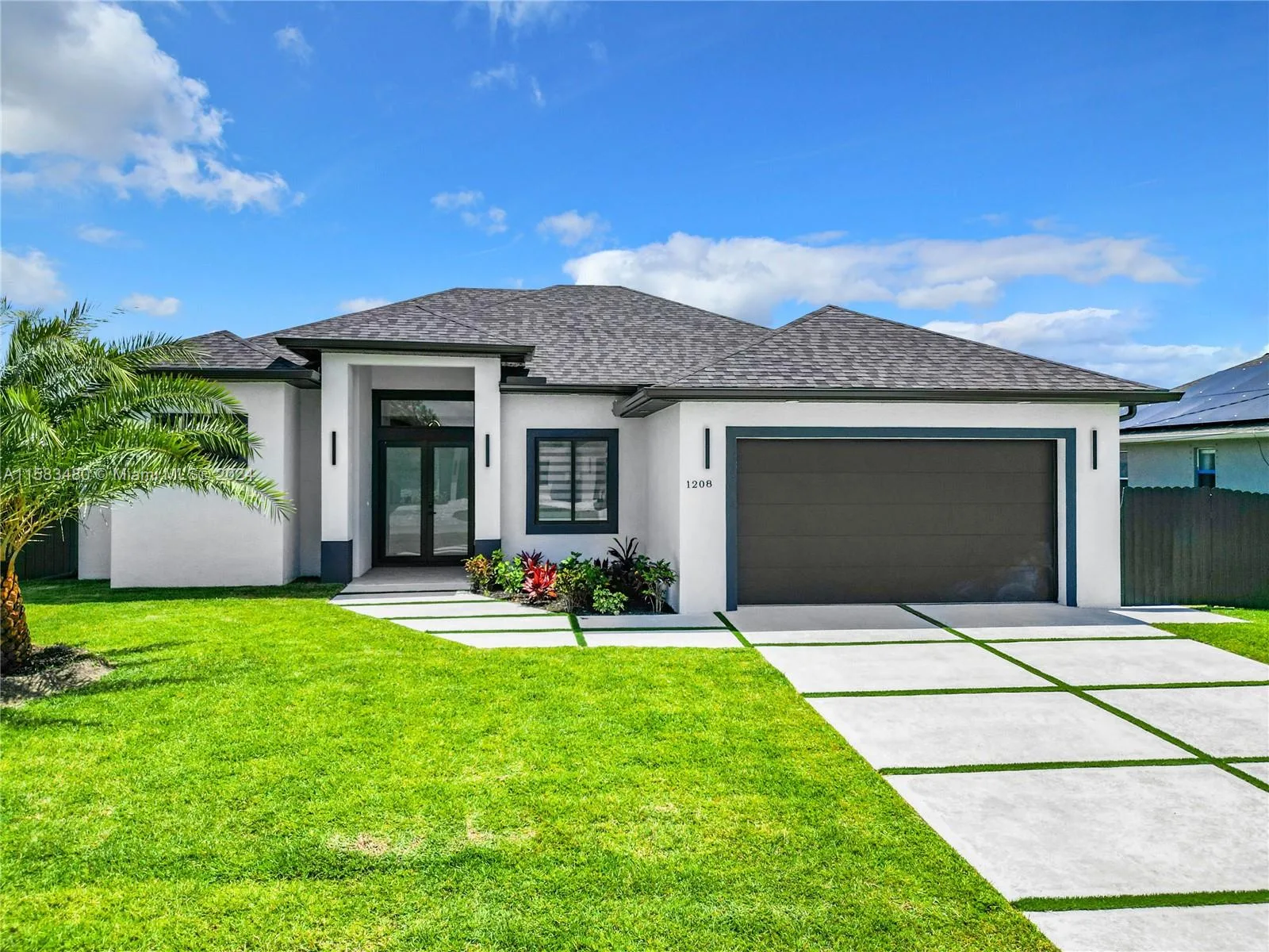 1208 NE 9th TER, Cape Coral, FL 33909 photo 4
