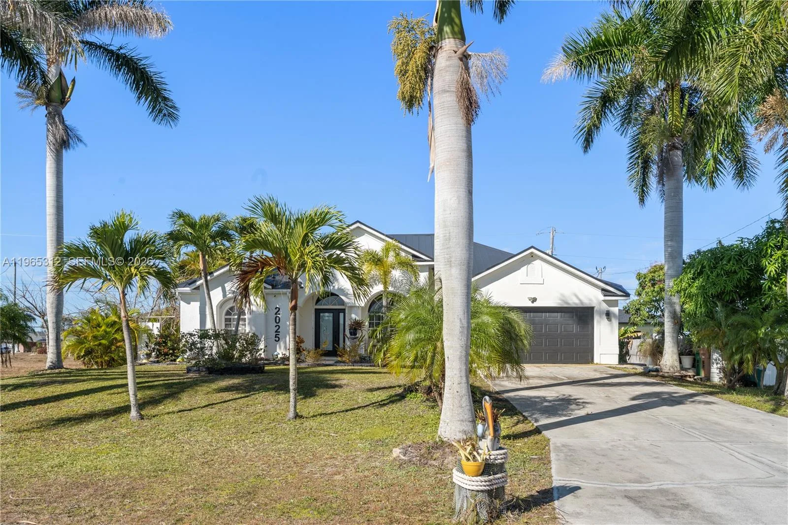2025 NW 7th ter, Cape Coral, FL 33993 photo 2
