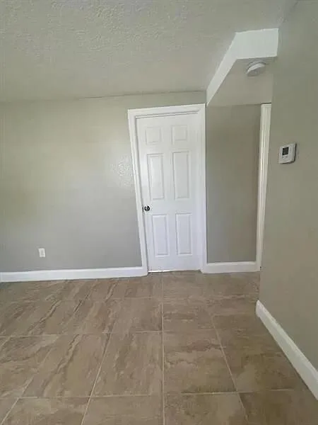 2505 AVENUE L, Fort Pierce, FL 34947 photo 6
