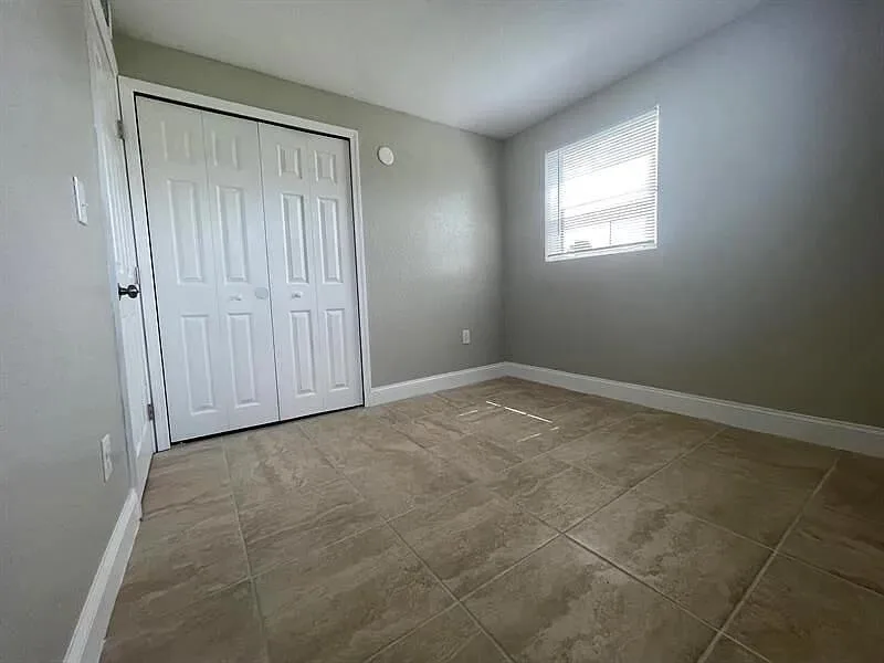 2505 AVENUE L, Fort Pierce, FL 34947 photo 8