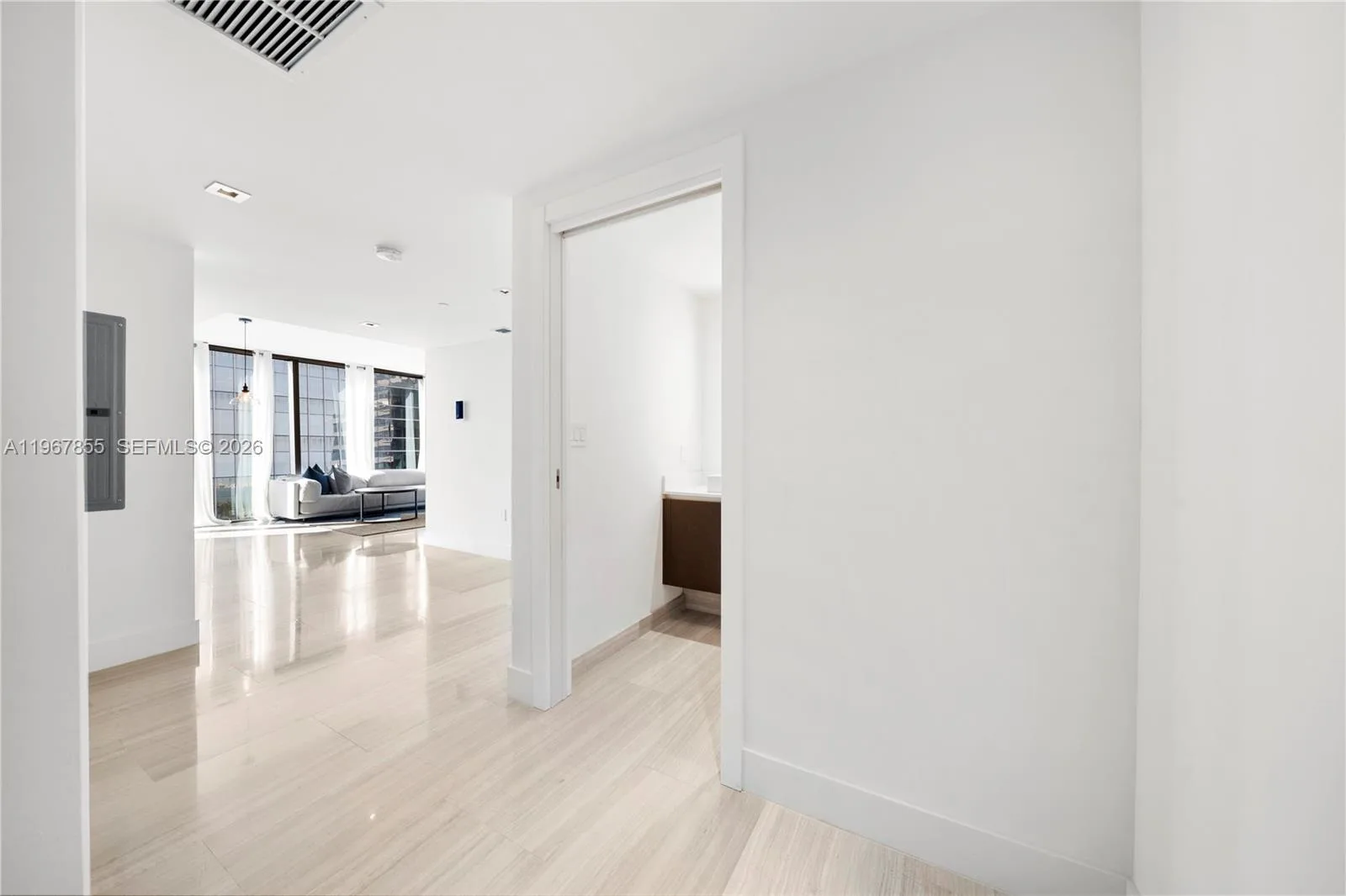1451 Brickell Ave # 1406, Miami, FL 33131 photo 2