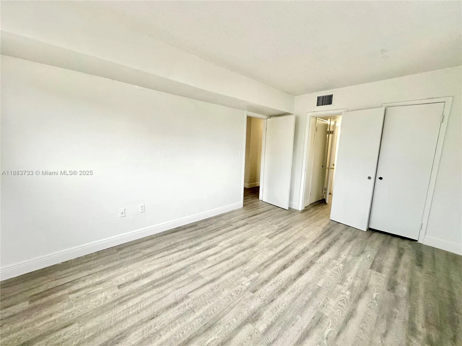 13285 NE 6th Ave # 109, North Miami, FL 33161 photo 2
