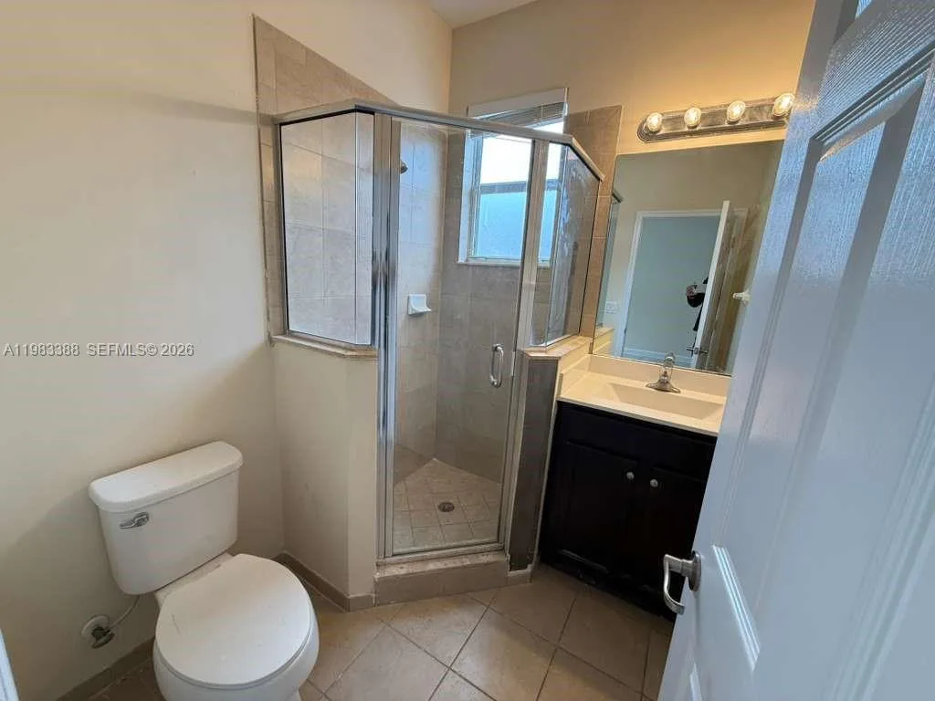 16735 SW 95th St # Studio, Miami, FL 33196 photo 3