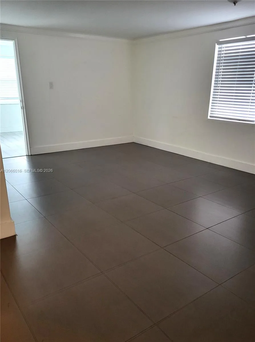 3582 NE 171st St # 101, North Miami Beach, FL 33160 — zdjęcie 3